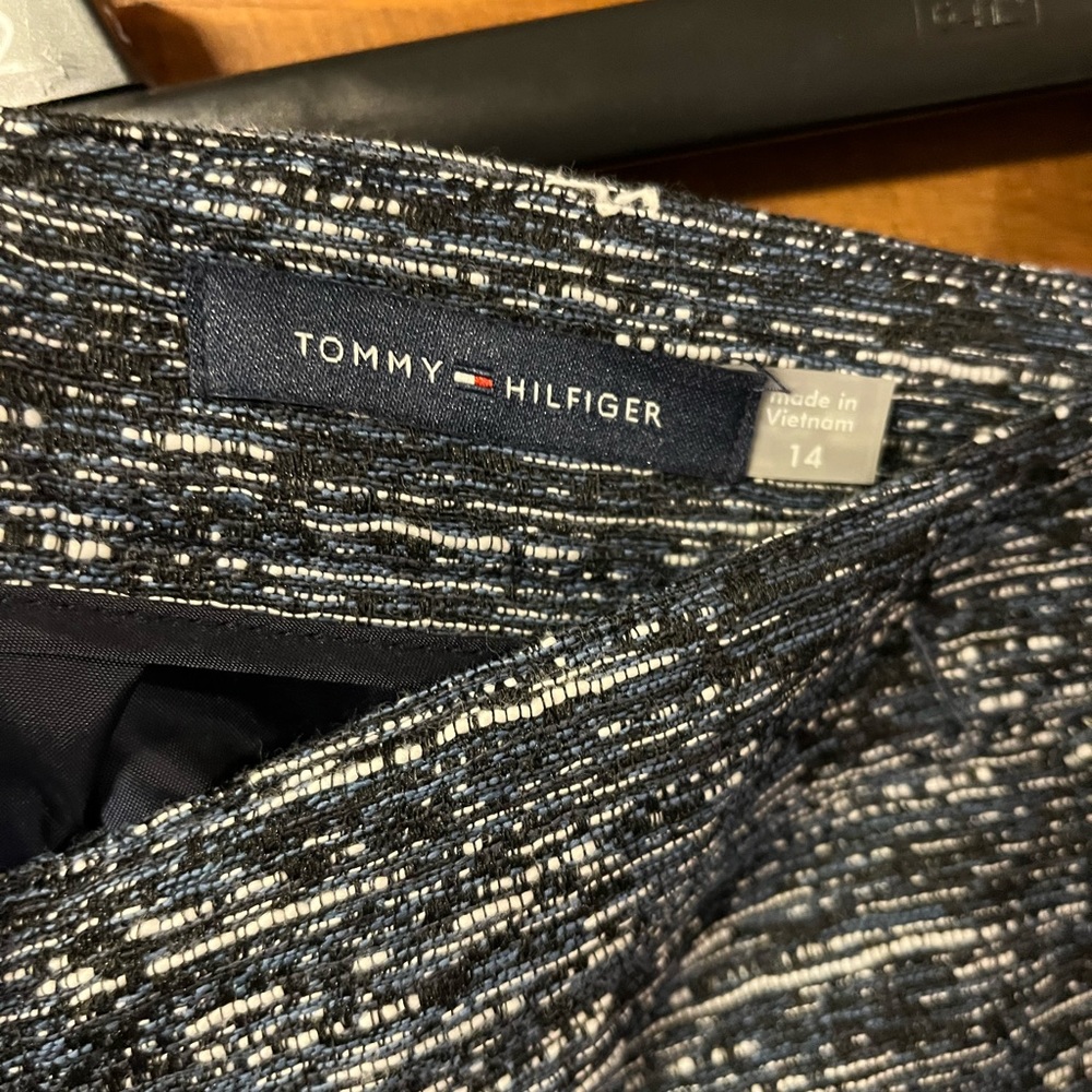 Tommy Hilfiger pencil skirt- size 14